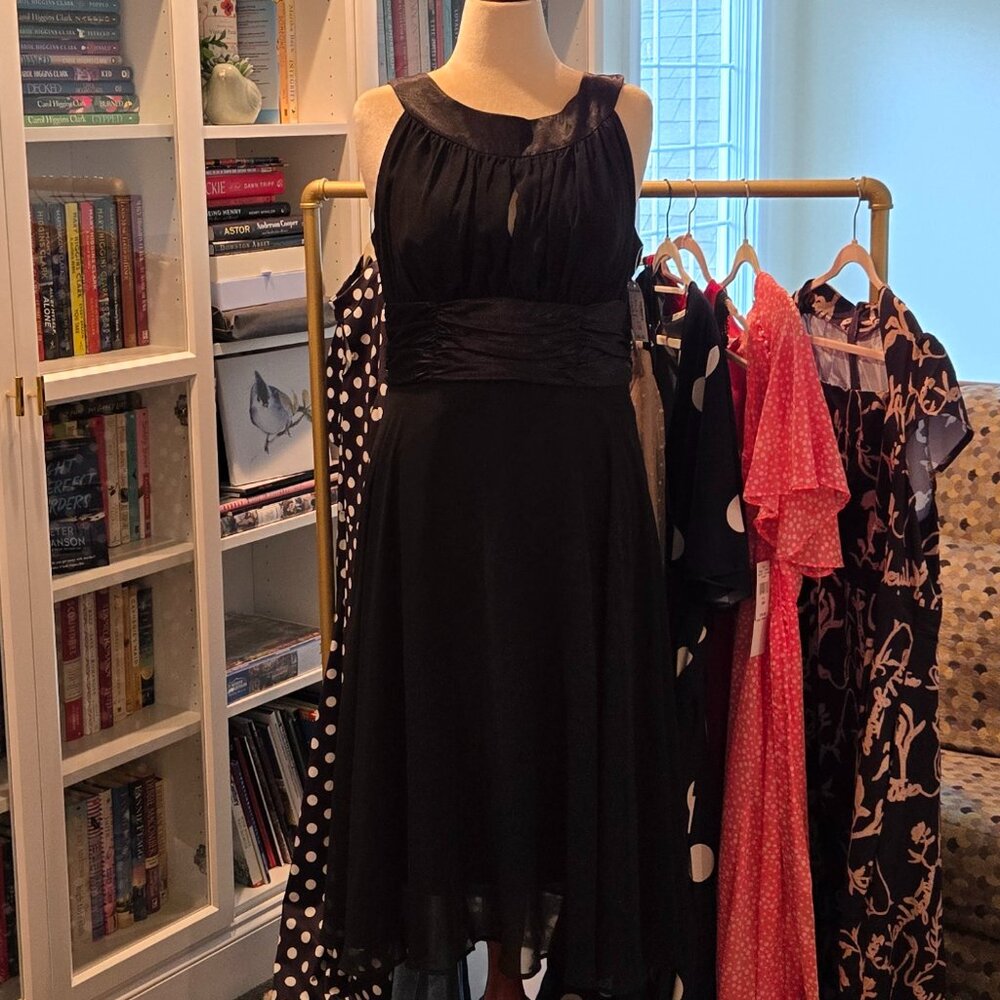Dress Barn Black Sleeveless Dress - Size 16 NWT